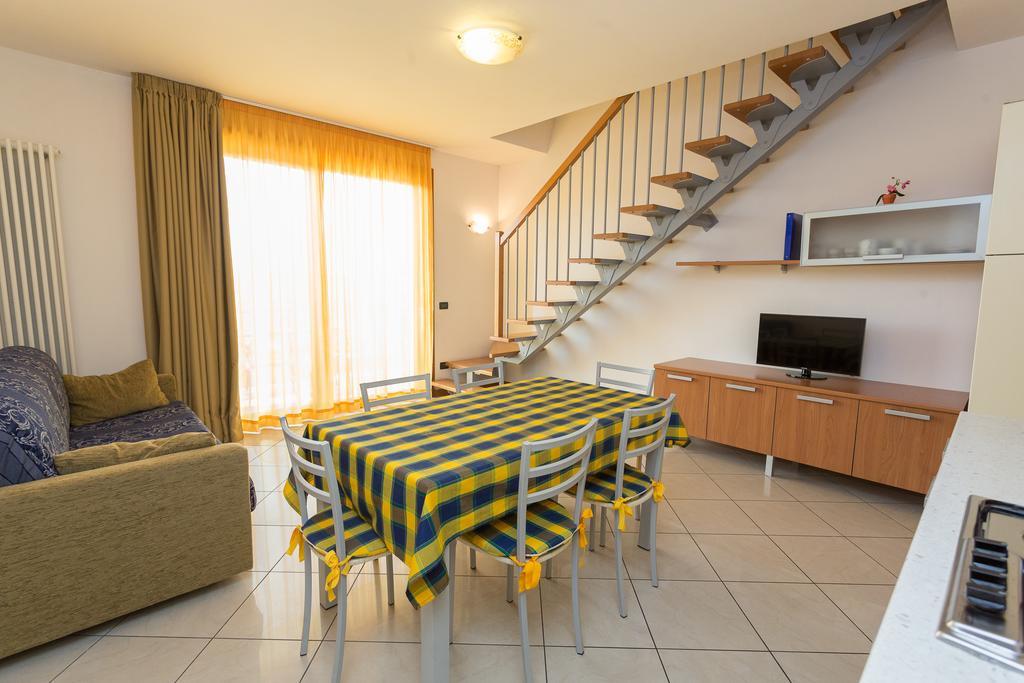 Residenza Orchidee Aparthotel Lazise Exterior foto